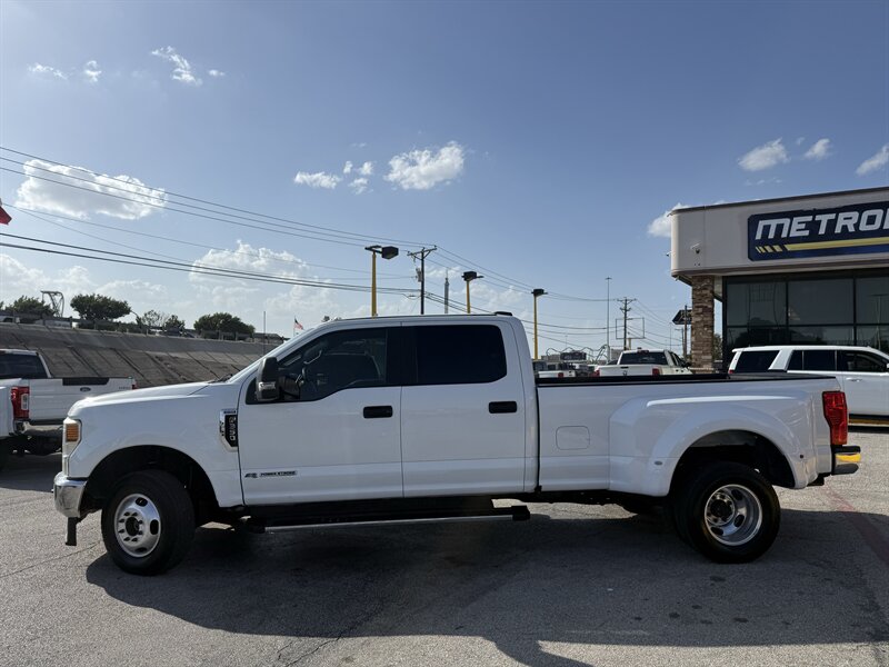 2022 Ford F-350 Super Duty STX - Photo 9 - Arlington, TX 76011