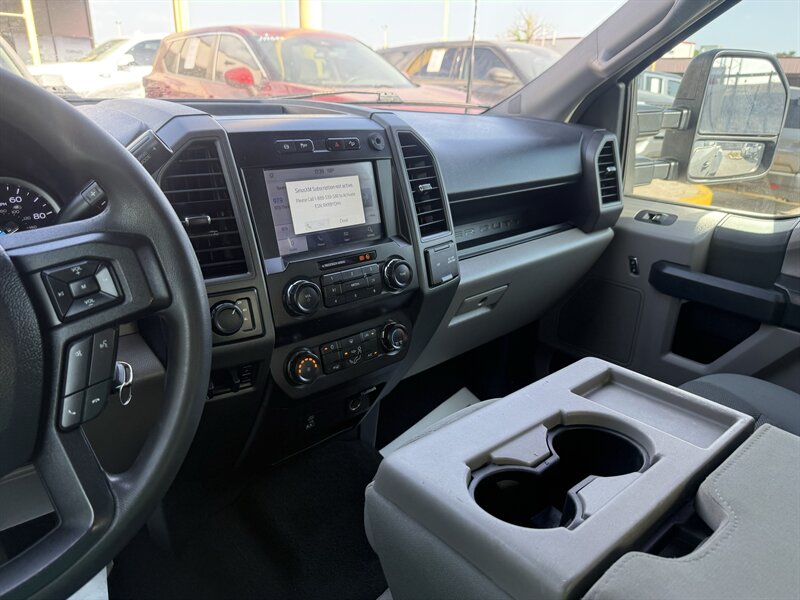 2022 Ford F-350 Super Duty STX - Photo 28 - Arlington, TX 76011