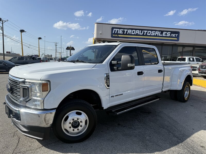 2022 Ford F-350 Super Duty STX - Photo 10 - Arlington, TX 76011