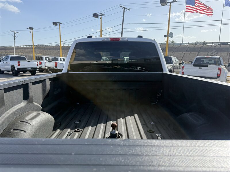 2022 Ford F-350 Super Duty STX - Photo 7 - Arlington, TX 76011
