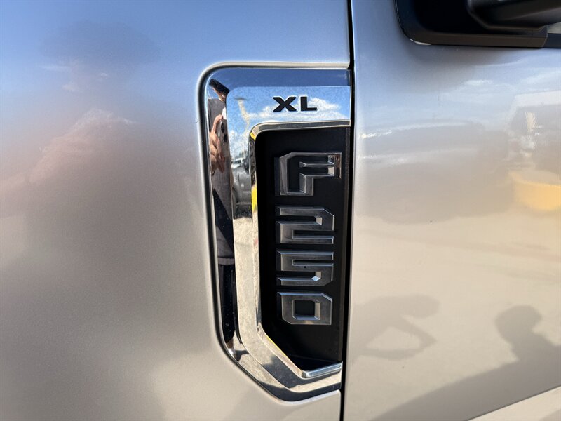 2022 Ford F-250 Super Duty XL - Photo 12 - Arlington, TX 76011