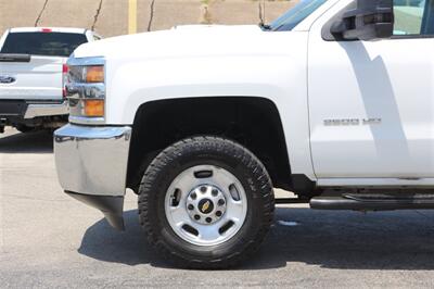 2019 Chevrolet Silverado 2500 Work Truck   - Photo 14 - Arlington, TX 76011