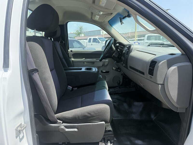 2011 GMC Sierra 2500HD Work Truck - Photo 17 - Arlington, TX 76011