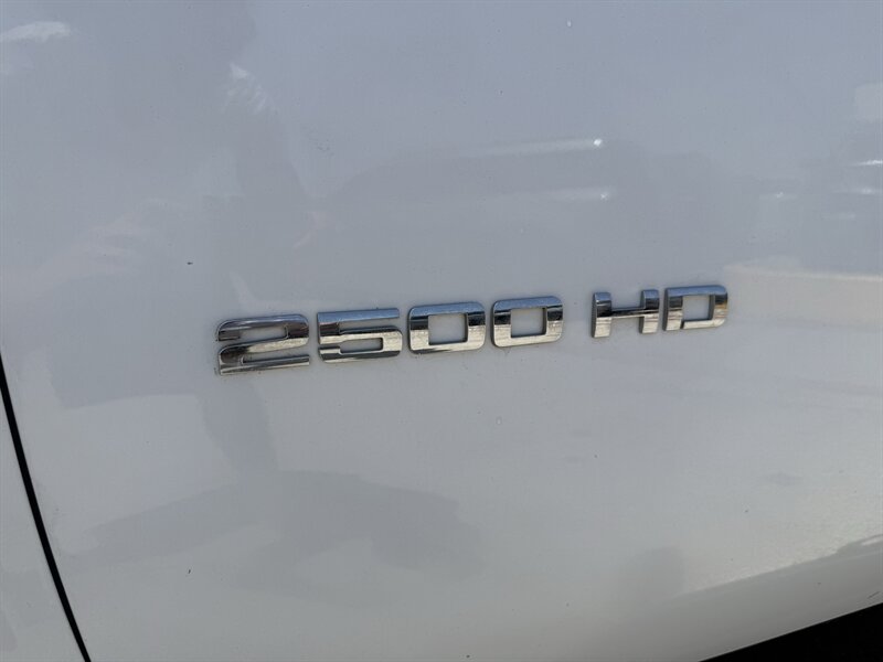 2011 GMC Sierra 2500HD Work Truck - Photo 13 - Arlington, TX 76011
