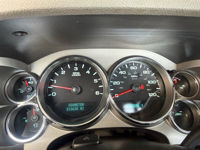 2011 GMC Sierra 2500HD Work Truck - Photo 20 - Arlington, TX 76011