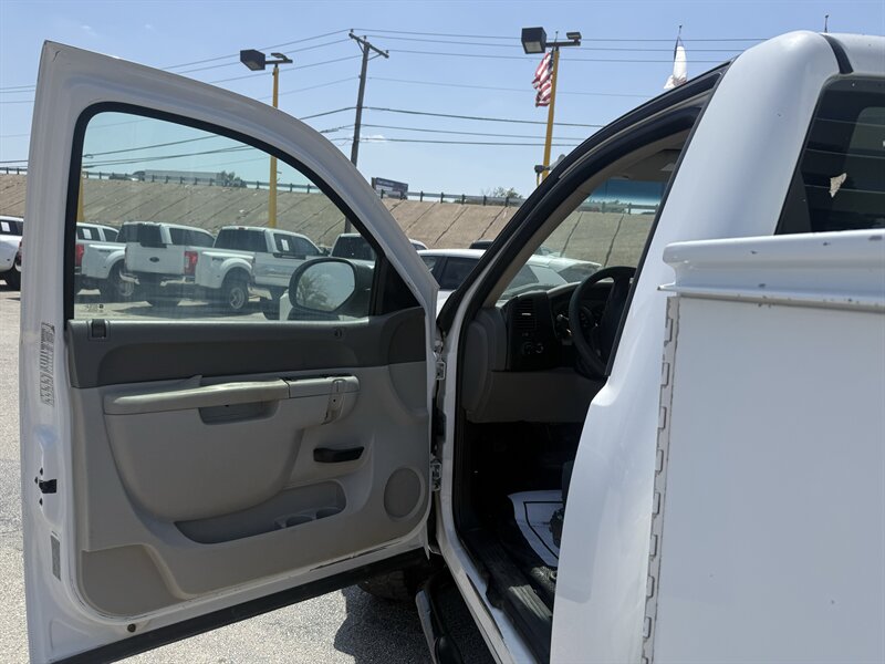 2011 GMC Sierra 2500HD Work Truck - Photo 14 - Arlington, TX 76011