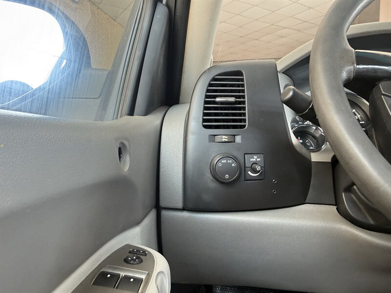 2011 GMC Sierra 2500HD Work Truck - Photo 18 - Arlington, TX 76011