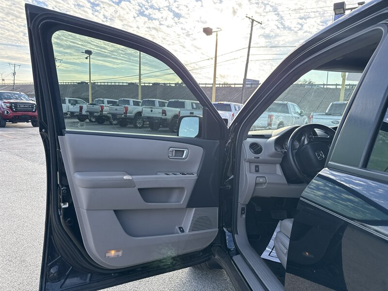 2013 Honda Pilot EX-L - Photo 14 - Arlington, TX 76011