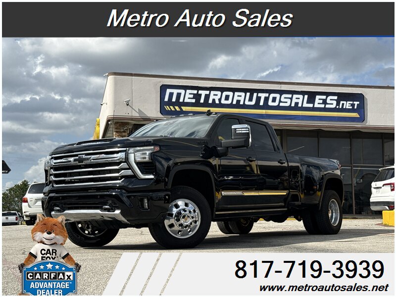 Black 2024 Chevrolet Silverado 3500HD High Country Crew Cab 4WD Pickup Truck Four-Wheel Drive Automatic
