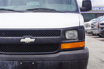 2004 Chevrolet Express 3500   - Photo 10 - Arlington, TX 76011