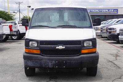 2004 Chevrolet Express 3500   - Photo 9 - Arlington, TX 76011