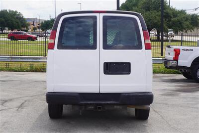 2004 Chevrolet Express 3500   - Photo 5 - Arlington, TX 76011