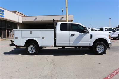 2018 Ford F-250 XL   - Photo 10 - Arlington, TX 76011