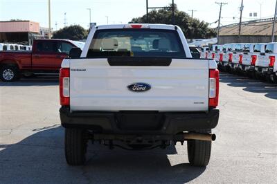 2019 Ford F-250 XL   - Photo 8 - Arlington, TX 76011