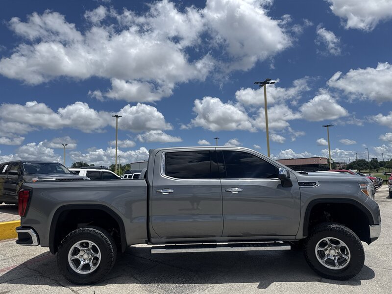 2021 GMC Sierra 1500 SLT - Photo 4 - Arlington, TX 76011