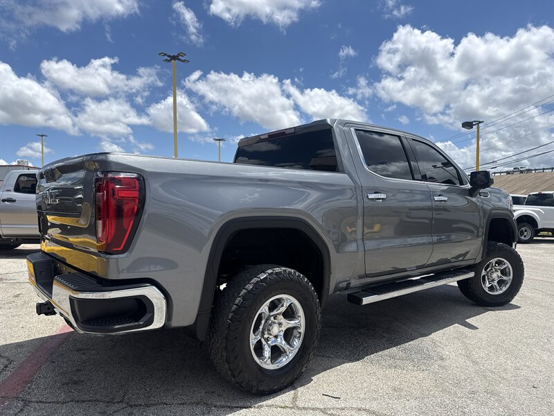 2021 GMC Sierra 1500 SLT - Photo 5 - Arlington, TX 76011