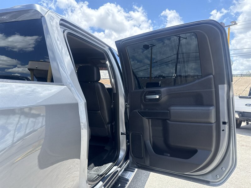 2021 GMC Sierra 1500 SLT - Photo 17 - Arlington, TX 76011