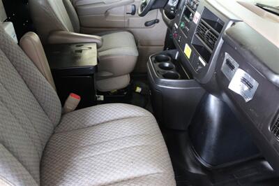 2009 Chevrolet Express 2500   - Photo 31 - Arlington, TX 76011