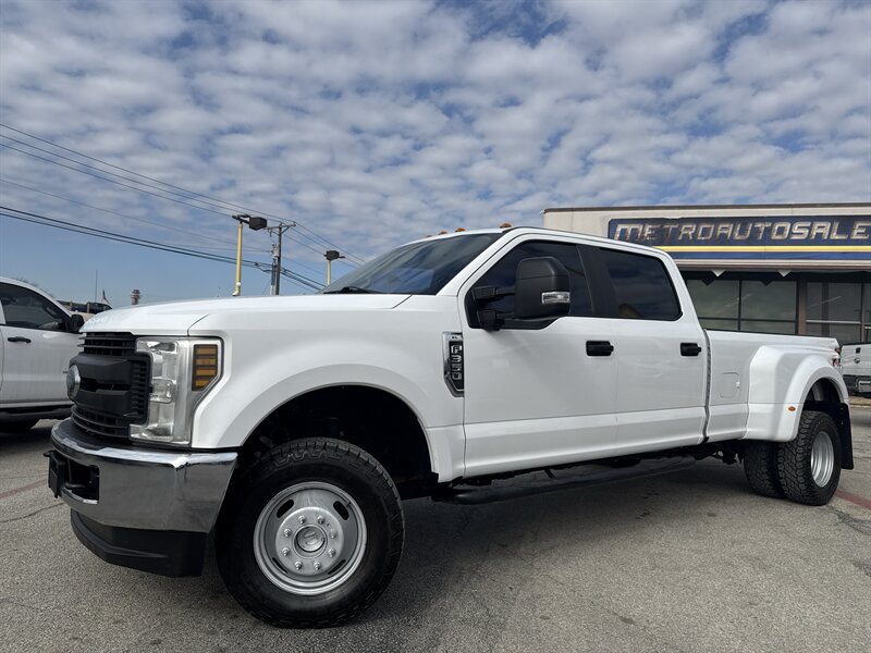 2019 Ford F-350 XL - Photo 10 - Arlington, TX 76011