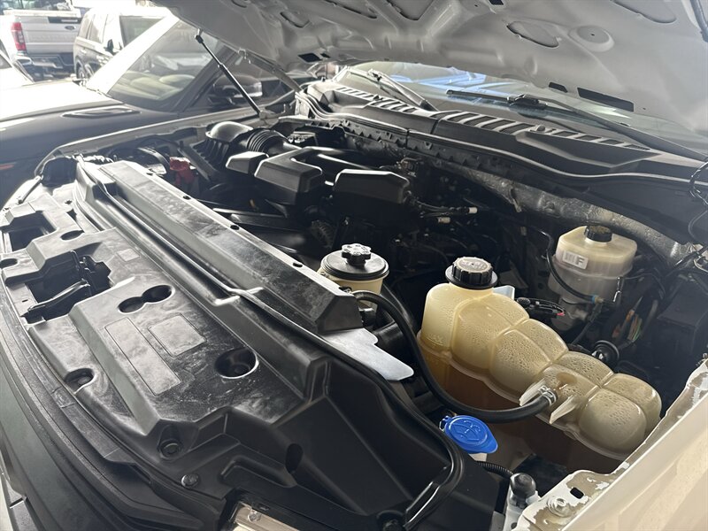 2019 Ford F-350 XL - Photo 32 - Arlington, TX 76011