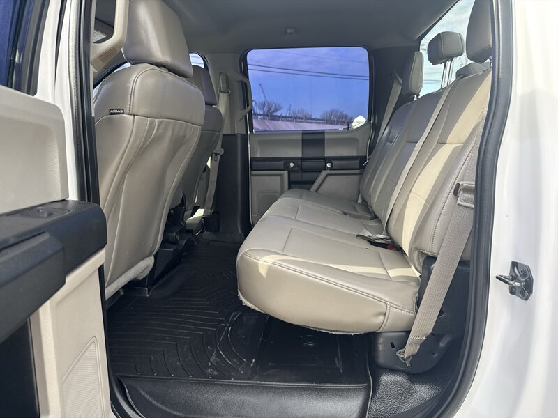 2019 Ford F-350 XL - Photo 18 - Arlington, TX 76011