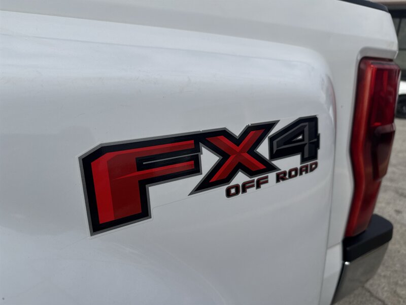 2019 Ford F-350 XL - Photo 13 - Arlington, TX 76011