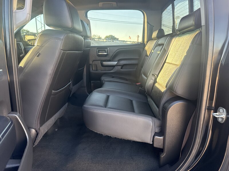 2017 GMC Sierra 1500 SLT   - Photo 16 - Arlington, TX 76011