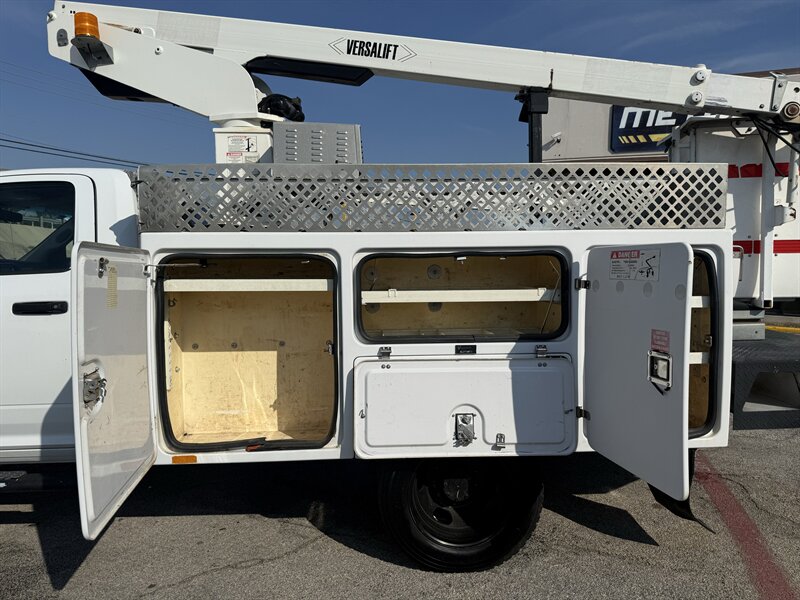 2014 RAM 4500 Crane - Photo 12 - Arlington, TX 76011
