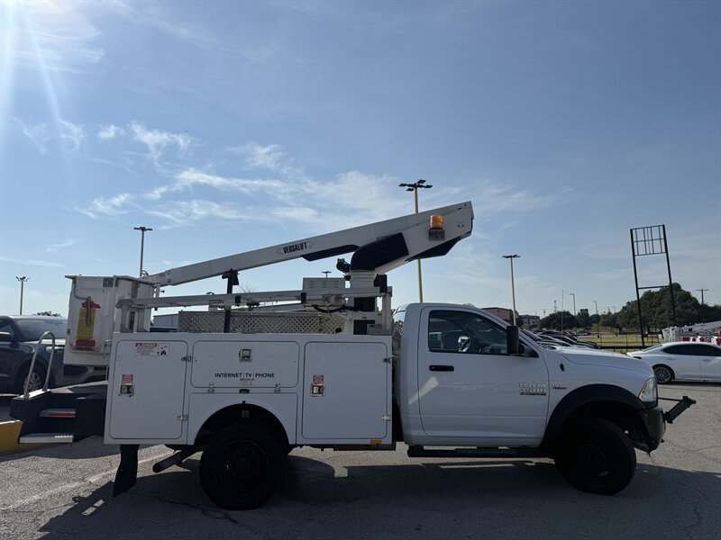 2014 RAM 4500 Crane - Photo 4 - Arlington, TX 76011