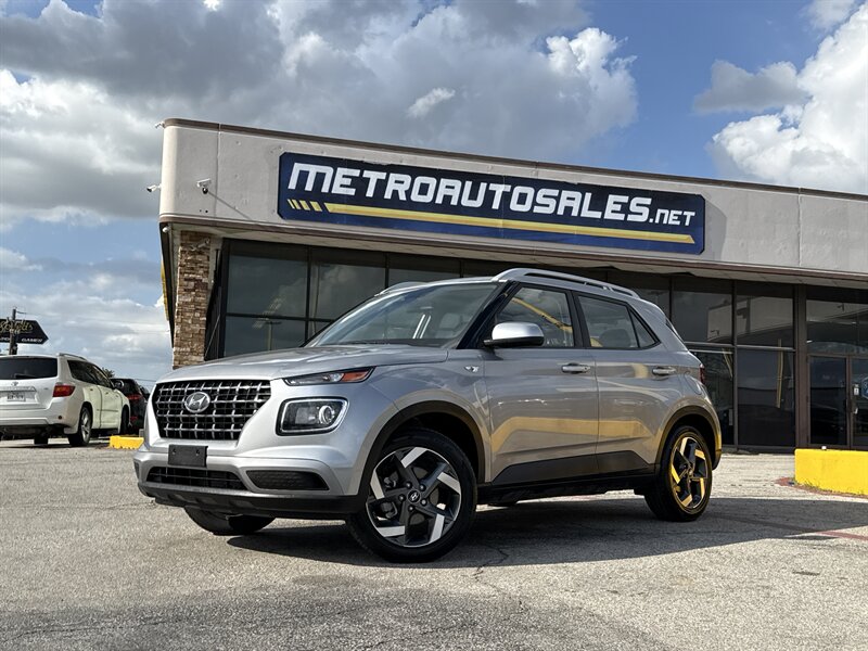 2025 Hyundai VENUE SEL  