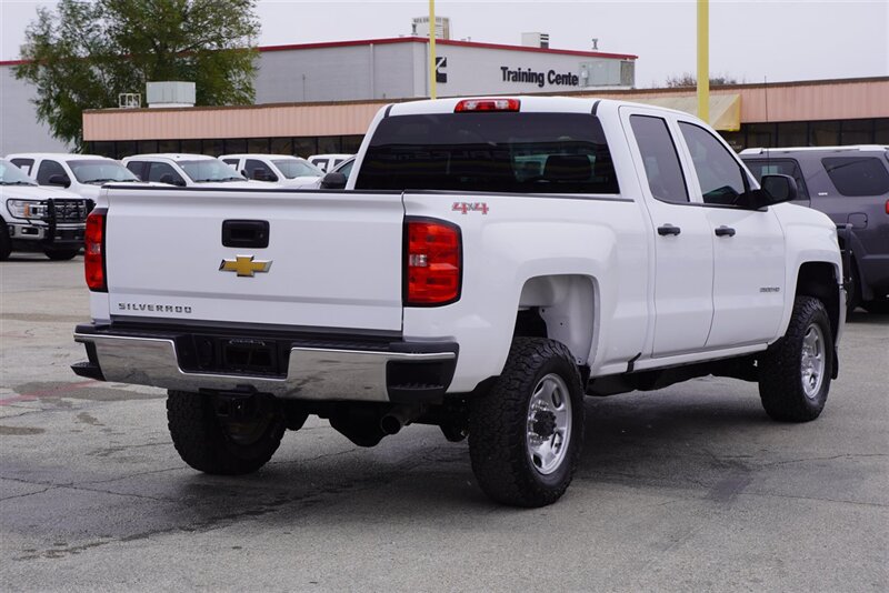 2017 Chevrolet Silverado 2500HD Work Truck - Photo 6 - Arlington, TX 76011