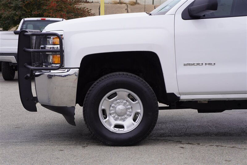 2017 Chevrolet Silverado 2500HD Work Truck - Photo 11 - Arlington, TX 76011