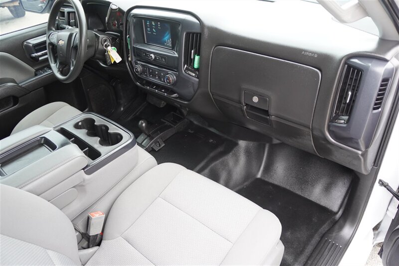 2017 Chevrolet Silverado 2500HD Work Truck - Photo 32 - Arlington, TX 76011