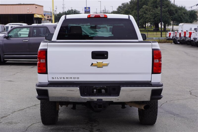 2017 Chevrolet Silverado 2500HD Work Truck - Photo 5 - Arlington, TX 76011