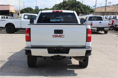 2017 GMC Sierra 2500   - Photo 5 - Arlington, TX 76011