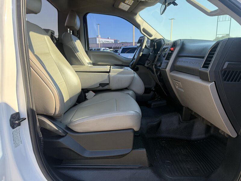 2019 Ford F-350 Super Duty XL - Photo 17 - Arlington, TX 76011