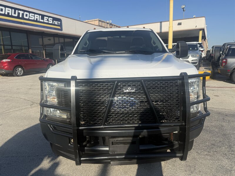 2019 Ford F-350 Super Duty XL - Photo 2 - Arlington, TX 76011