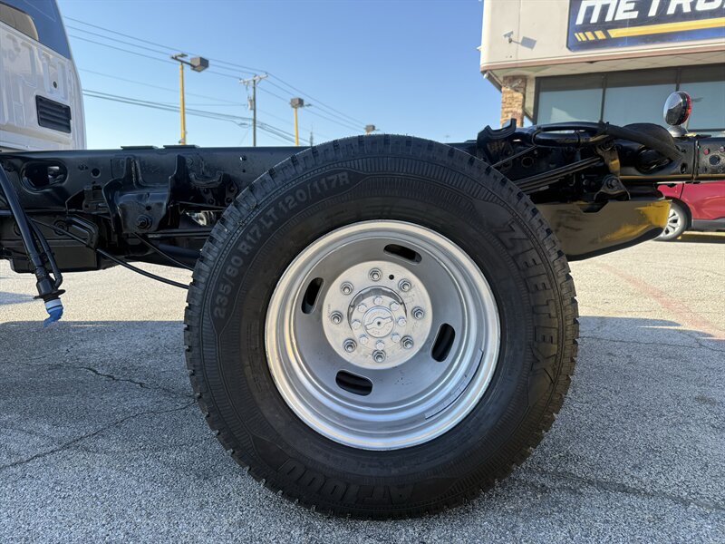 2019 Ford F-350 Super Duty XL - Photo 10 - Arlington, TX 76011