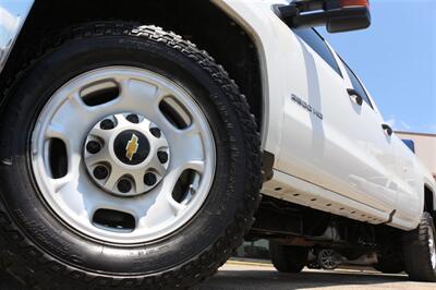 2017 Chevrolet Silverado 2500 Work Truck   - Photo 2 - Arlington, TX 76011