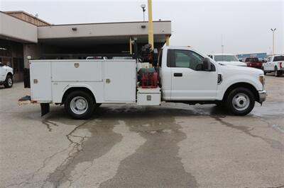 2019 Ford F-350 XL   - Photo 11 - Arlington, TX 76011