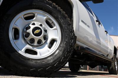 2019 Chevrolet Silverado 2500 Work Truck   - Photo 2 - Arlington, TX 76011