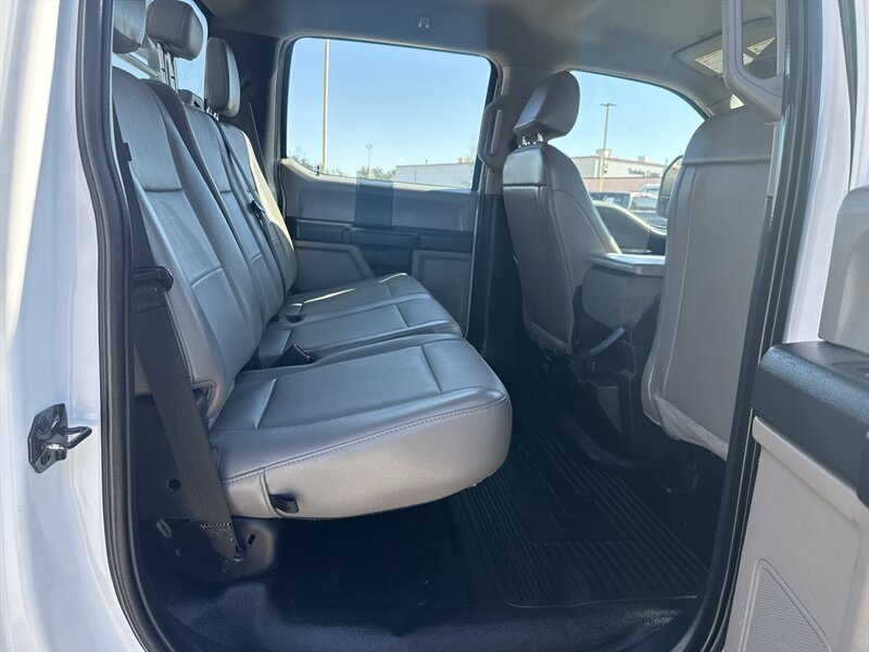 2022 Ford F-350 XL - Photo 19 - Arlington, TX 76011