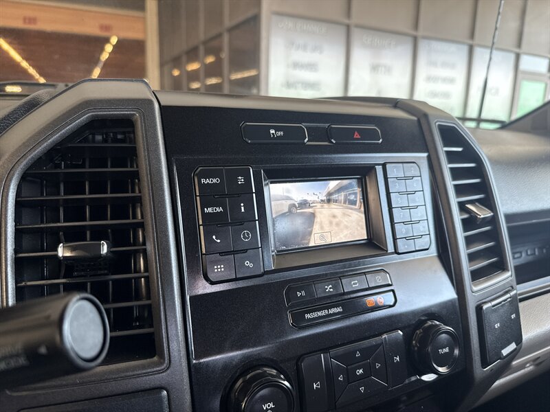 2022 Ford F-350 XL - Photo 23 - Arlington, TX 76011