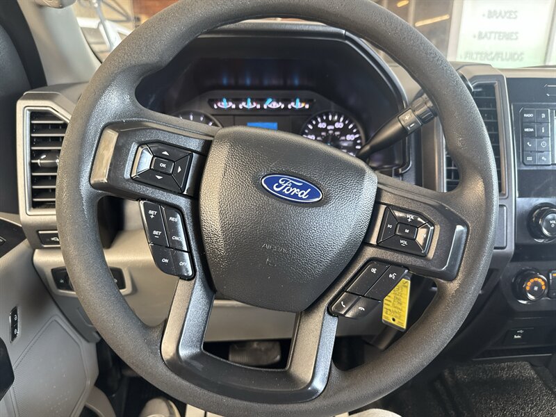 2022 Ford F-350 XL - Photo 22 - Arlington, TX 76011