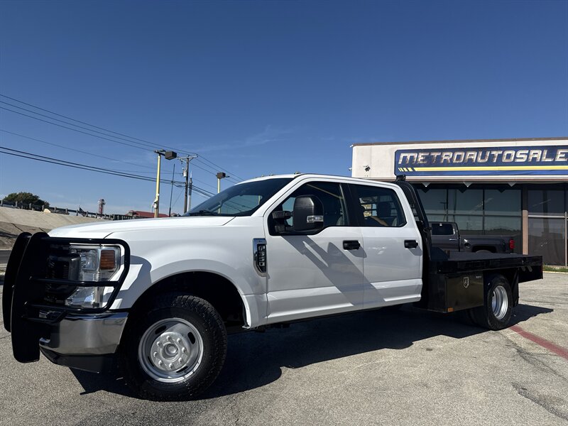 2022 Ford F-350 XL - Photo 9 - Arlington, TX 76011