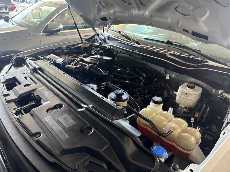 2022 Ford F-350 XL - Photo 29 - Arlington, TX 76011