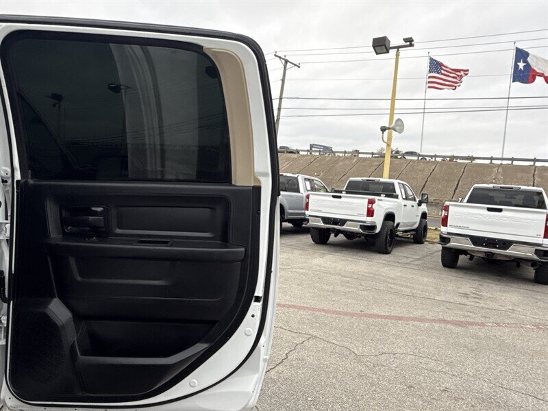 2020 RAM 2500 Tradesman - Photo 21 - Arlington, TX 76011