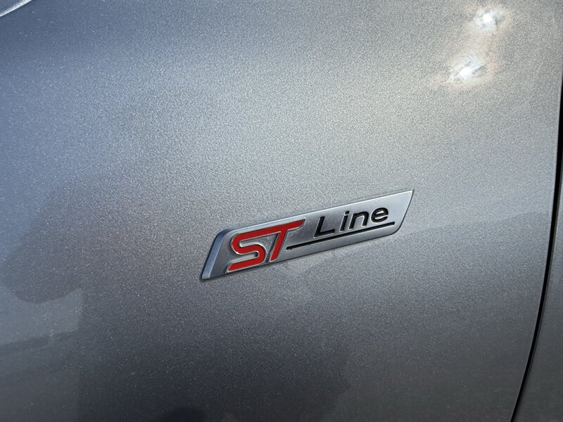 2024 Ford Escape ST-Line - Photo 11 - Arlington, TX 76011