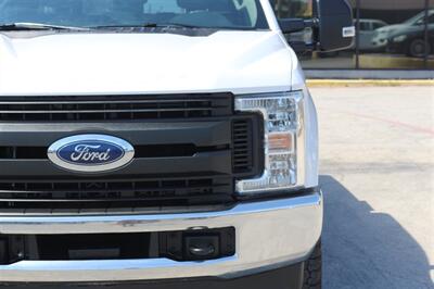 2019 Ford F-250 XL   - Photo 13 - Arlington, TX 76011