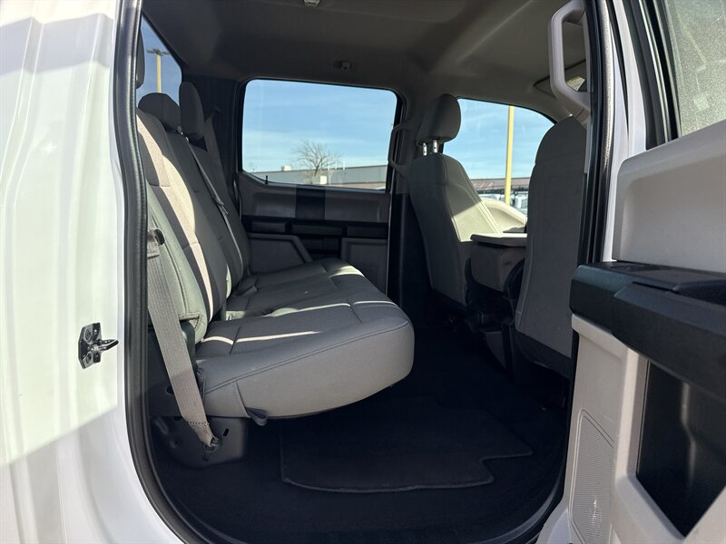 2019 Ford F-250 STX - Photo 20 - Arlington, TX 76011